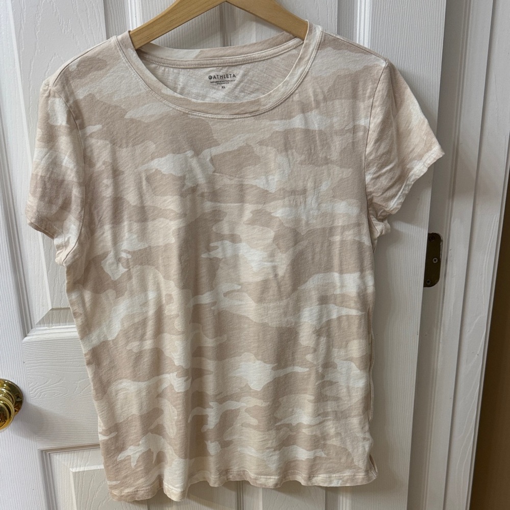 Athleta cotton camo tee